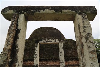 Pabula Vihara temple, UNESCO World Heritage Site, the ancient city of Polonnaruwa, Sri Lanka, Asia