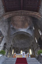 Chancel of the church Parrocchia Abbazia di San Stefano, consecrated in 972, Piazza Santo Stefano,