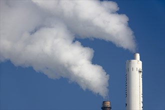 Symbolic image energy transition, fossil fuels, smoking chimneys, industrial plant, chimneys,
