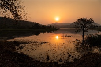 Sunset, Maddigedda Reservoir, reservoir near Addateegala, Andhra Pradesh, India, Asia