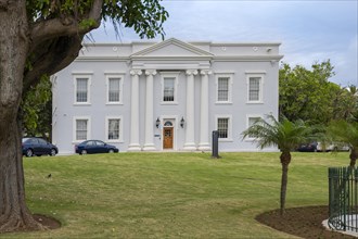 Kabinettbau Hamilton Bermuda