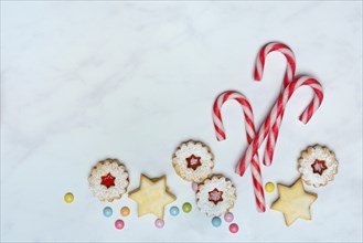 Candy canes and biscuits, Advent