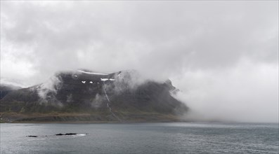 Cloudy mountains, Reykjarfjoerour, Strandir, Arnes, Westfjords, Iceland, Europe