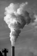 Symbolic image energy turnaround, fossil fuels, smoking chimney, industrial plant, chimney, stack,