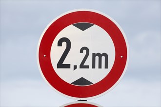 Prohibition for vehicles above specified height, traffic sign, Germany, Europe