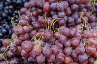 Grapes, weekly market market, market day, Simone sul Garda, Lake Garda, Lake Garda mountains,