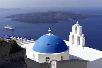 White churches with blue domes, Ia, Oia, Santorini, Greece, Europe