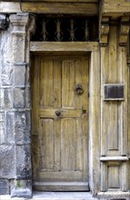 Old front door, entrance door, Morlaix, Departements Finistere, Brittany, France, Europe