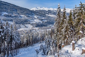 Winter landscape with a view of the valley from the Gasteiner Hoehenweg, Bad Gastein, Gastein