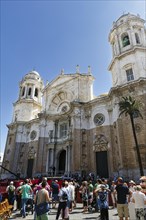 Crowd in front of the Cathedral of Cadiz, Cathedral of the Holy Cross over the sea, Semana Santa,