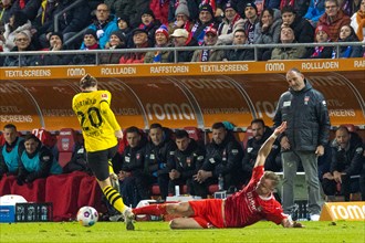 Football match, Marcel SABITZER Borussia Dortmund, left, tries to run away with the ball, Lennard