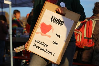 Karlsruhe: Corona protests against the measures taken by the federal government. The protests were