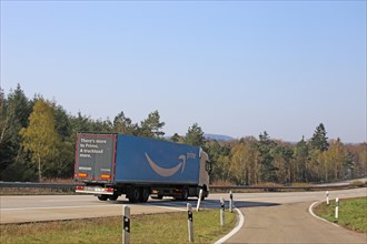 Amazon truck on the A 6 motorway near Kaiserslautern, Germany (08/04/2020)