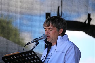 Karlsruhe: Michael Ballweg speaks at the Corona protests against the measures taken by the federal