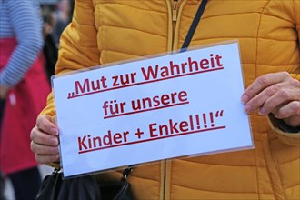 Karlsruhe: Corona protests against the measures taken by the federal government. The protests were