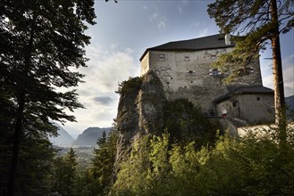 Stein Castle, rock castle in Dellach im Drautal, Carinthia, Austria, Europe