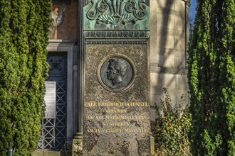Karl Friedrich Schinkel, Grave, behind Mausoleum Hitzig, Dorotheenstaedtischer Friedhof,