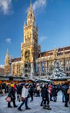 Snow-covered Christmas market, Christmas market on Marienplatz with town hall, Munich, Upper