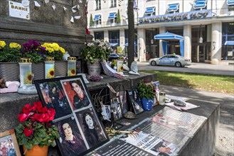 Pictures, hearts, flowers at cult site in memory of pop singer Michael Jackson, memorial at