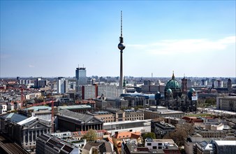 Television tower at Alexanderplatz, Berlin Cathedral, Museum Island and Red City Hall, 21/04/2021