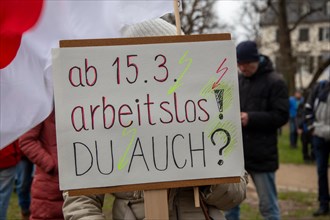 Frankfurt: Large demonstration against the corona measures. The organiser estimates the number of