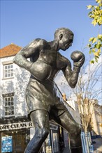 Statue sculpture of boxer Randolph Adolphus Turpin in town centre, Warwick, England, UK