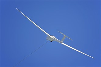Glider on a tow rope