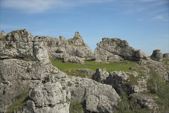 Rocky landscape with bizarre rock formations, limestone, limestone cliffs, Chaos de Nimes le Vieux,
