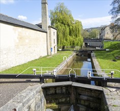 Thimble Mill pumping station and locks, Kennet and Avon canal, Widcombe, Bath, Somerset, England,