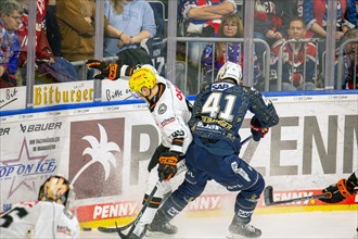 Game scene Adler Mannheim against Loewen Frankfurt (PENNY DEL, German Ice Hockey League)