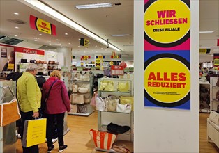 Galeria Kaufhof, shop closure, insolvency, insolvency plan Galeria Karstadt Kaufhof, Krefeld, North