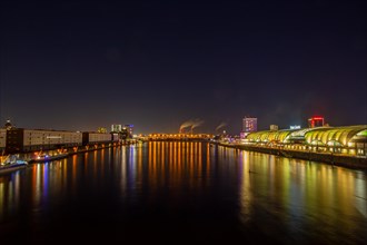 Night skyline of Ludwigshafen and Mannheim with the Rhine, the Rheingalerie in Ludwigshafen, the