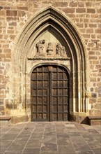 Aragonese Gothic architectural style carvings on and around doorway, Santa Maria la Mayor, Ezcaray,