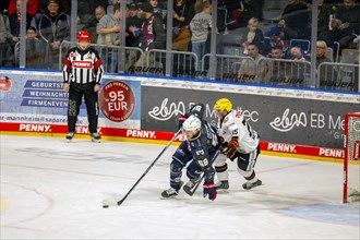 Game scene Adler Mannheim against Loewen Frankfurt (PENNY DEL, German Ice Hockey League)