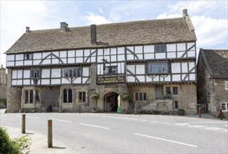 The George Inn, half timbered historic pub, Norton St Philip, Somerset, England, UK