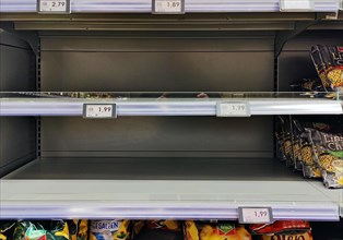 Empty supermarket shelves, delivery bottlenecks, delivery difficulties, Witten, North