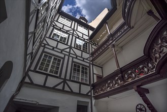 Historic courtyard of an old town house, Nuremberg, Middle Franconia, Bavaria, Germany, Europe