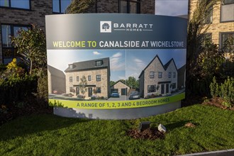 Sign new Barratt Homes housing development, Canalside, Wichelstowe, Swindon, England, UK