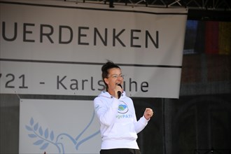 Karlsruhe: Tina Romdhani speaks about the situation of children, especially in schools, as part of