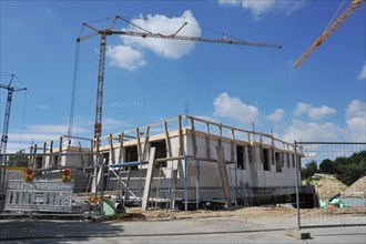 Building site, construction of an apartment block