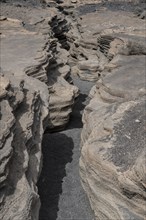 Volcanic fissure, Las Grietas, Lanzarote, Canary Islands, Spain, Europe