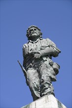 Memorial del Ernesto Che Guevara monument, 6 metre high bronze statue, Santa Clara, Cuba, Greater