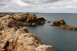 Rocky coast on the Ile de Brehat, Cotes d'Armor department, Brittany, France, Europe