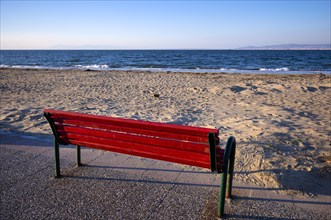 Bench, bench, red, sea, beach, Peraia, also Perea, evening light, Thessaloniki, Macedonia, Greece,