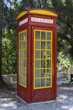 Historic telephone box, communication, telephone, landline, telecommunication, mobile,