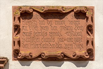 Inscription plaque, inscription, relief in sandstone, portal new bower, Ronneburg Castle, knight's