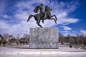 Statue, military leader Alexander the Great on his horse Voukefalas, promenade, Thessaloniki,