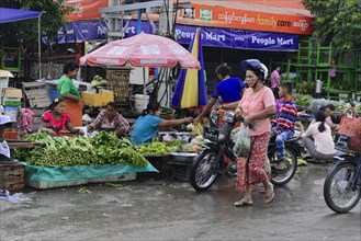 Weekly market in Mandalay, Myanmar, Asia