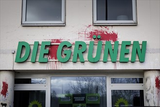 A party office of the Buendnis 90/Die Gruenen parliamentary group in Bremen is smeared with paint