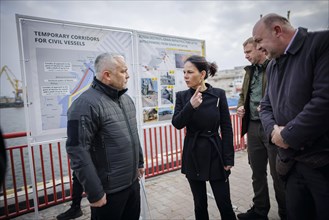 Annalena Baerbock (Alliance 90/The Greens), Federal Foreign Minister, is travelling in Ukraine to